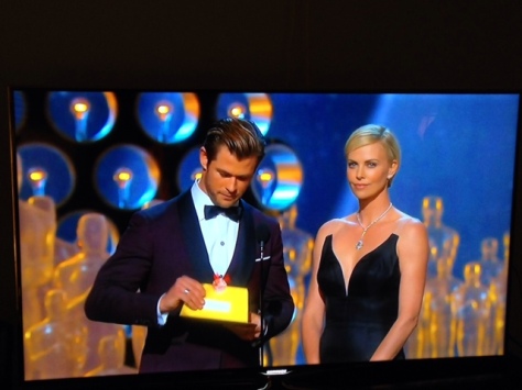 2014 Oscars Chris Hemsworth and Charlize Theron